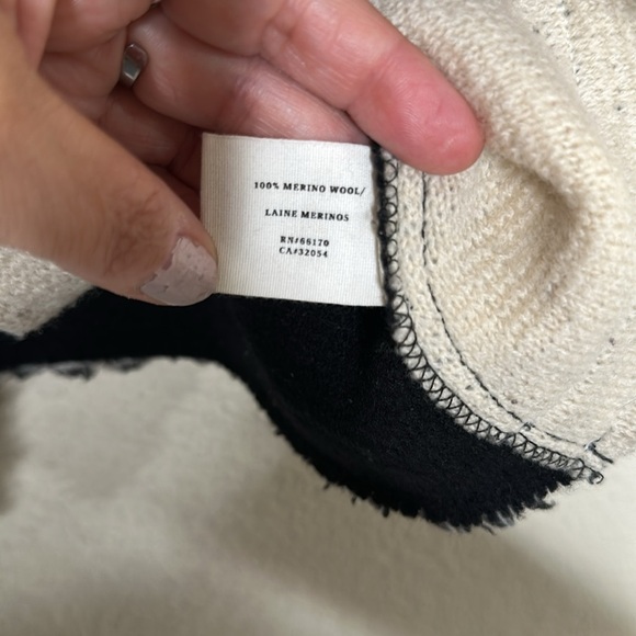 Anthropologie Sparrow One Snap Wrap Cardigan Sweater Size Small Merino Wool - Picture 4 of 7